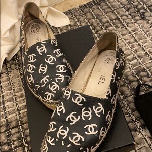 Chanel espadrilles <3